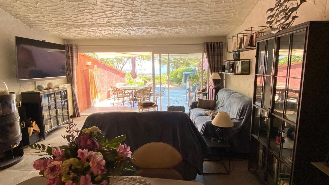 Bastidon Vue Mer Antheor-Cap-Roux Экстерьер фото
